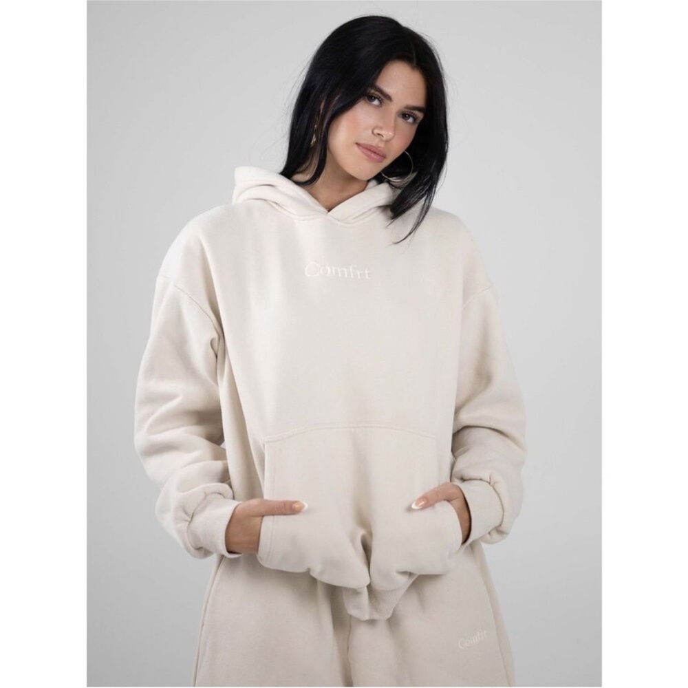 Comfrt Sweatshirt Signature Fit Hoodie Size Medium Bone NWOT